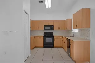 12471 SW 42nd St, Miramar, FL 33027 - Photo 31