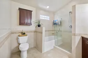 19031 NW 54th Ave, Miami Gardens, FL 33055 - Photo 13