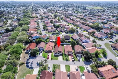 19031 NW 54th Ave, Miami Gardens, FL 33055 - Photo 27