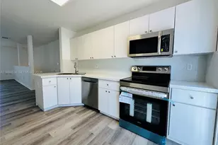 5705 NW 109th Ave, Doral, FL 33178 - Photo 3