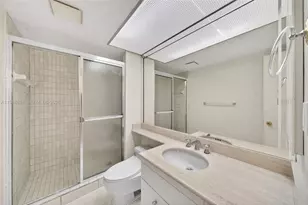 19667 Turnberry Way, Aventura, FL 33180 - Photo 25