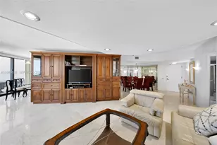 19667 Turnberry Way, Aventura, FL 33180 - Photo 7