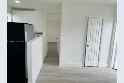 2765 NW 55th St #2, Miami, FL 33142 - Photo 7