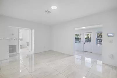 529 NW 42nd St, Miami, FL 33127 - Photo 3