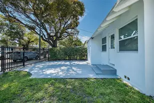 529 NW 42nd St, Miami, FL 33127 - Photo 27