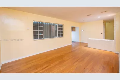 2010 NW 185th Ter, Miami Gardens, FL 33056 - Photo 13