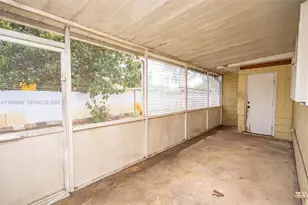 2010 NW 185th Ter, Miami Gardens, FL 33056 - Photo 31