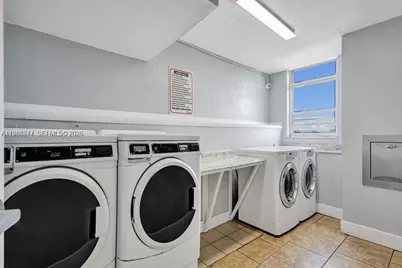 1251 NE 108th St #411, Miami, FL 33161 - Photo 23