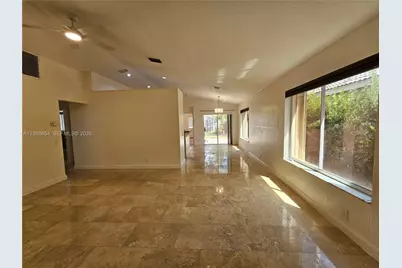 4279 Greenbriar Ln, Weston, FL 33331 - Photo 5