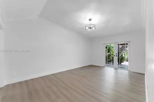 10021 SW 145th Pl, Miami, FL 33186 - Photo 11