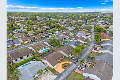 10021 SW 145th Pl, Miami, FL 33186 - Photo 33