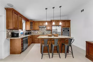 10021 SW 145th Pl, Miami, FL 33186 - Photo 11