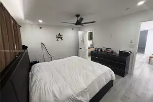 660 SW 30th Terrace, Fort Lauderdale, FL 33312 - Photo 13