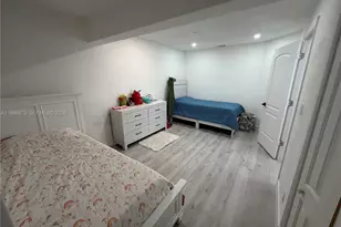 660 SW 30th Terrace, Fort Lauderdale, FL 33312 - Photo 7