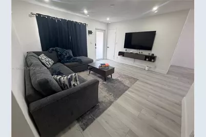 660 SW 30th Ter #0, Fort Lauderdale, FL 33312 - Photo 3