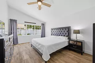 1315 Bayview Cir, Weston, FL 33326 - Photo 27