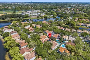 1315 Bayview Cir, Weston, FL 33326 - Photo 41