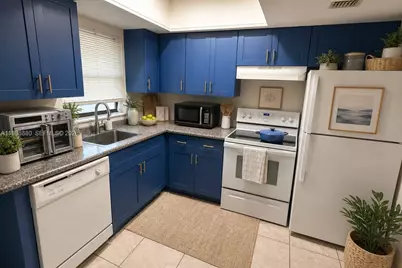 2260 NW 59th Way, Lauderhill, FL 33313 - Photo 25