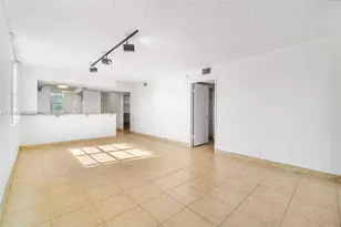 8302 NW 24th St, Coral Springs, FL 33065 - Photo 15