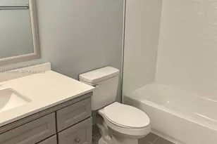 165 NW 96th Terrace, Pembroke Pines, FL 33024 - Photo 23