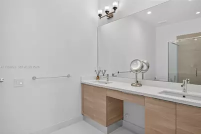 5999 E Brookfield Cir E, Hollywood, FL 33312 - Photo 35