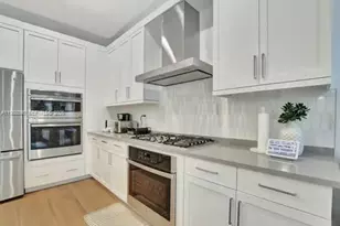 8514 Apple Falls Ln, Boca Raton, FL 33496 - Photo 7