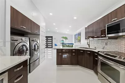 3355 W 68th St #170, Hialeah, FL 33018 - Photo 9