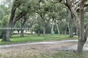 9441 Live Oak Pl, Davie, FL 33324 - Photo 25