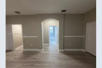 2637 SE 16th Ter #107, Homestead, FL 33035 - Photo 5