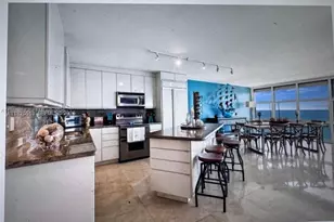 6423 Collins Ave, Miami Beach, FL 33141 - Photo 5