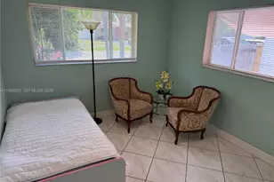 1211 NE 27th Ave, Pompano Beach, FL 33062 - Photo 9