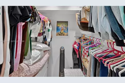 2000 S Bayshore Dr #24, Miami, FL 33133 - Photo 49