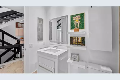 2000 S Bayshore Dr #24, Miami, FL 33133 - Photo 33