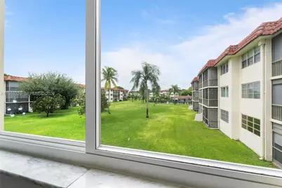 9420 S Hollybrook Lake Dr #206, Pembroke Pines, FL 33025 - Photo 27