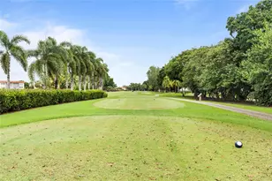 9420 S Hollybrook Lake Dr, Pembroke Pines, FL 33025 - Photo 45