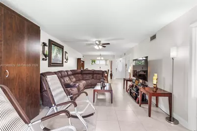 9420 S Hollybrook Lake Dr #206, Pembroke Pines, FL 33025 - Photo 23