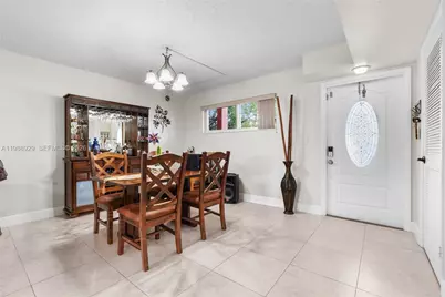 9420 S Hollybrook Lake Dr #206, Pembroke Pines, FL 33025 - Photo 11