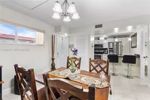 9420 S Hollybrook Lake Dr, Pembroke Pines, FL 33025 - Photo 13