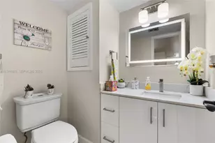 9420 S Hollybrook Lake Dr, Pembroke Pines, FL 33025 - Photo 15