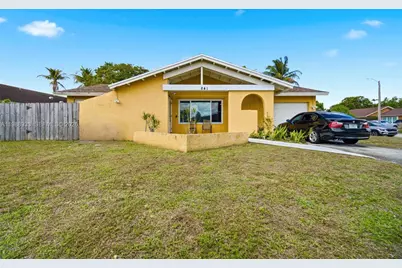 841 SW 55th Ave, Margate, FL 33068 - Photo 1