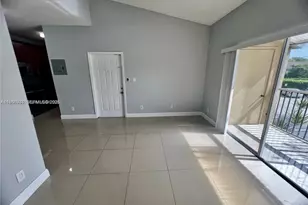 660 Cypress Club Way, Deerfield Beach, FL 33064 - Photo 9