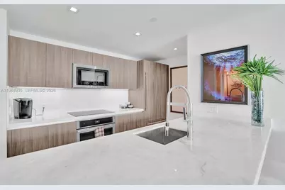 401 N Birch Rd #513, Fort Lauderdale, FL 33304 - Photo 21