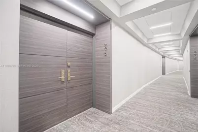 9 Island Ave #2410, Miami Beach, FL 33139 - Photo 5