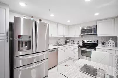 9 Island Ave #2410, Miami Beach, FL 33139 - Photo 9