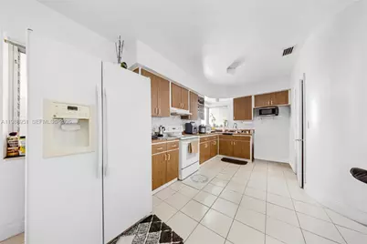 605 NW 34th Ave, Miami, FL 33125 - Photo 29