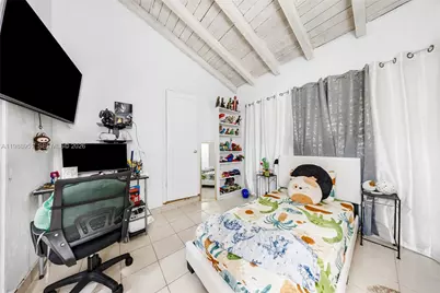 605 NW 34th Ave, Miami, FL 33125 - Photo 27