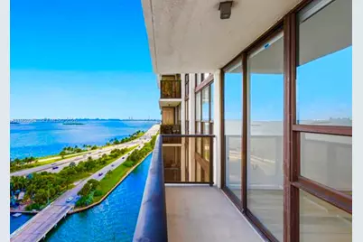 600 NE 36th St #1502, Miami, FL 33137 - Photo 1
