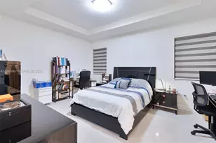 9015 NW 183rd St, Hialeah, FL 33018 - Photo 25