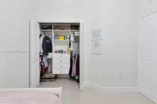 9015 NW 183rd St, Hialeah, FL 33018 - Photo 29