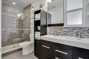 113 SW 2nd St, Hallandale Beach, FL 33009 - Photo 19